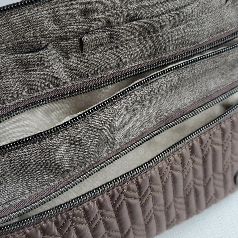 Lug Gray Heathered Slider Crossbody Purse - Picture 5 of 12